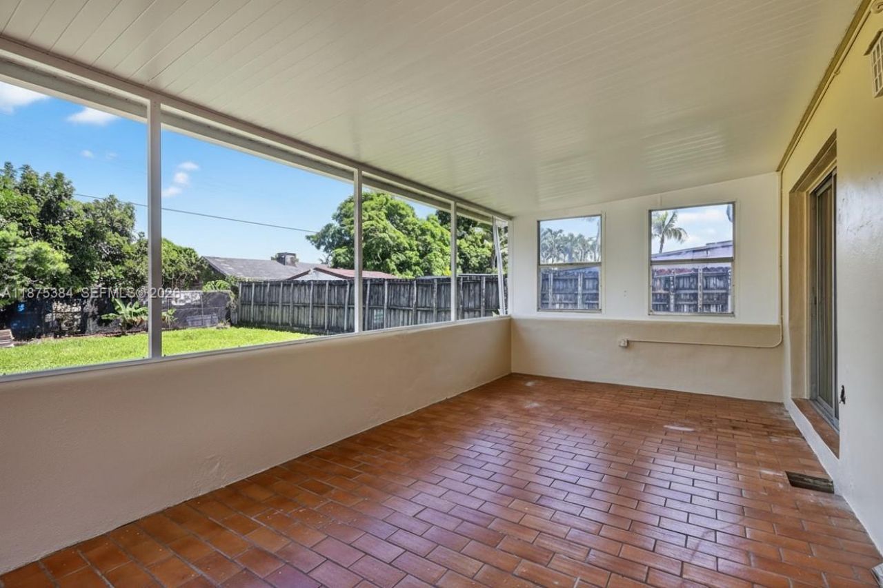 2945 SW 16th St, Miami, FL 33145 Photo