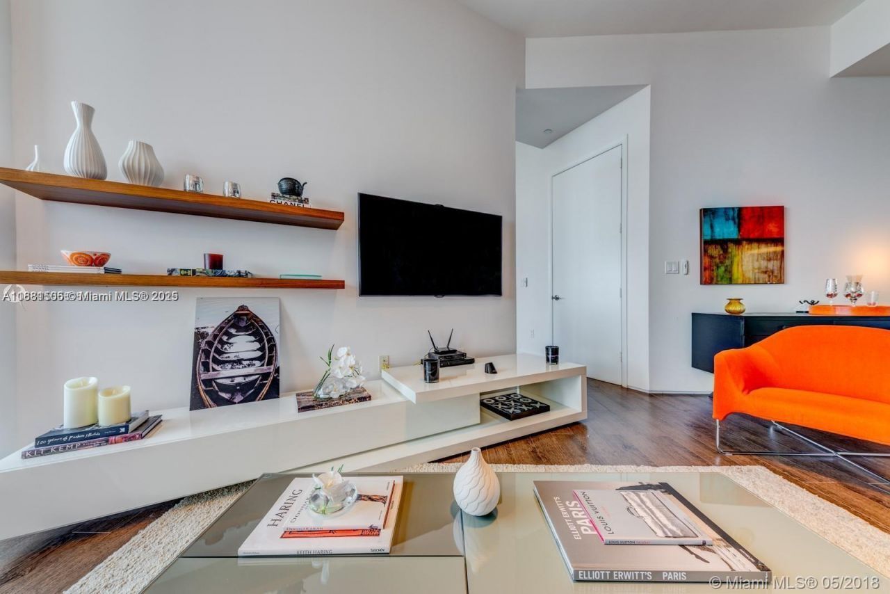 15811 Collins Ave, Unit 3205, Sunny Isles Beach, FL 33160 Photo