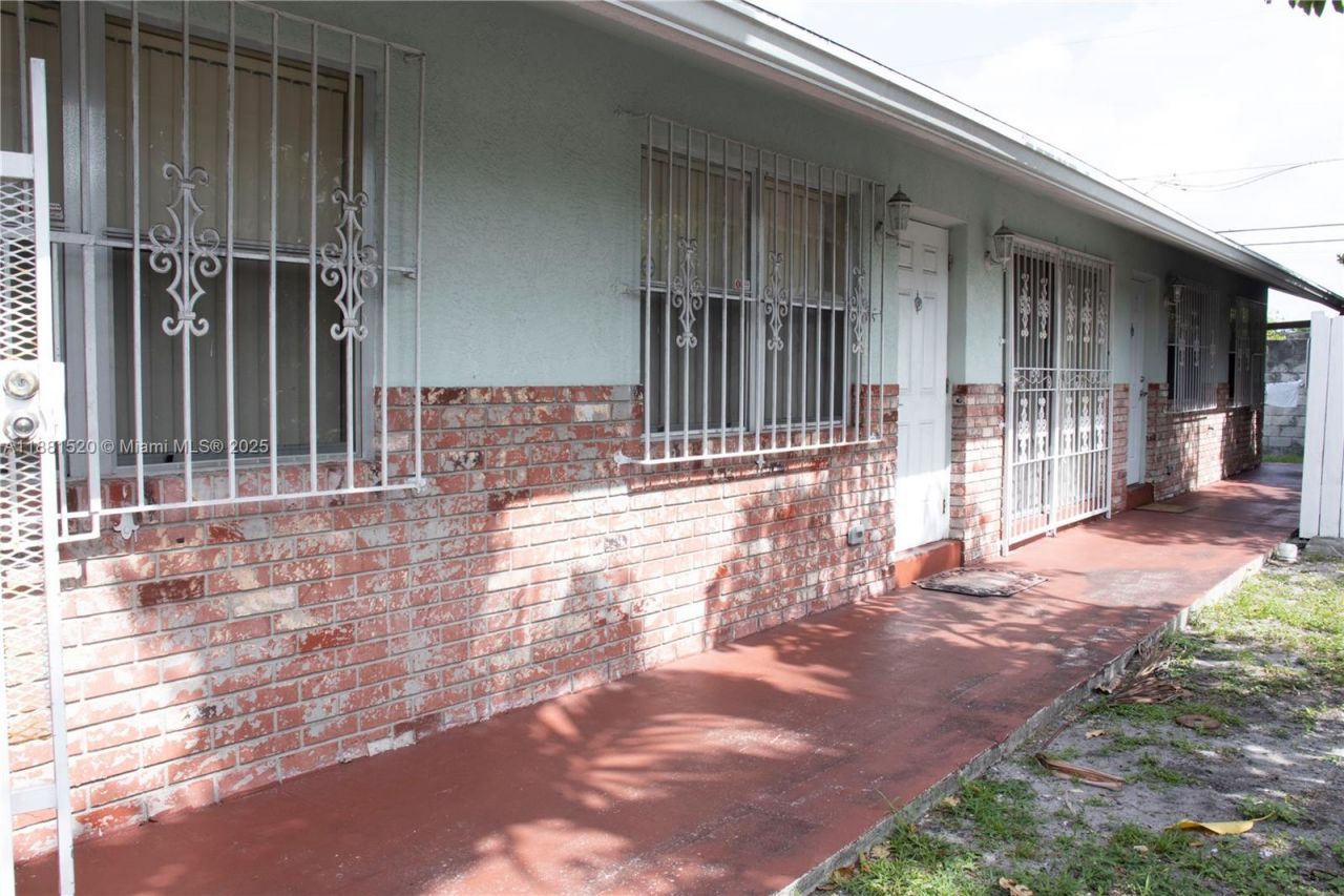 2651 Riverland Dr, Fort Lauderdale, FL 33312 Photo