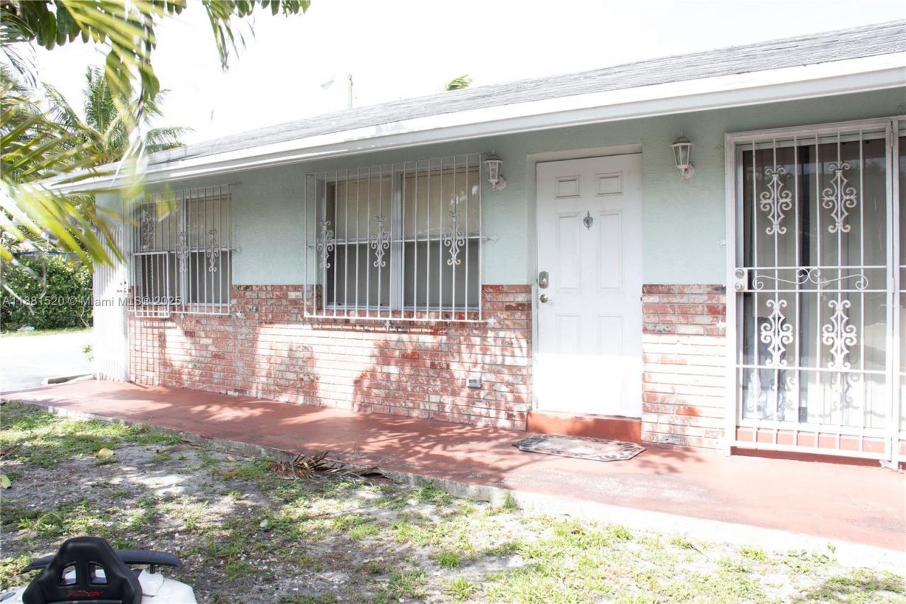 2651 Riverland Dr, Fort Lauderdale, FL 33312 Photo