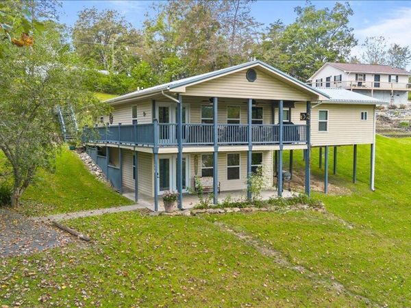 398 Perry Smith Lane, Caryville, TN 37714