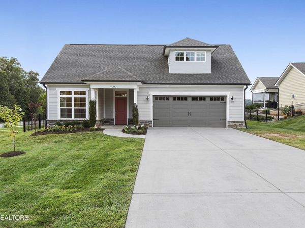 328 Cedar Branch Tr, Lenoir City, TN 37772