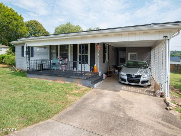 925 Summer St, Loudon, TN 37774