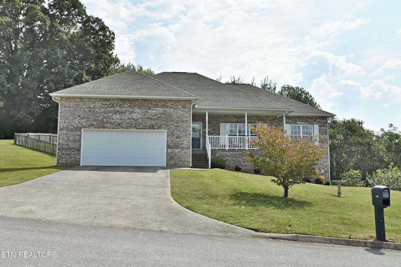 3654 Mountain Vista Rd, Knoxville, TN 37931 Main Photo