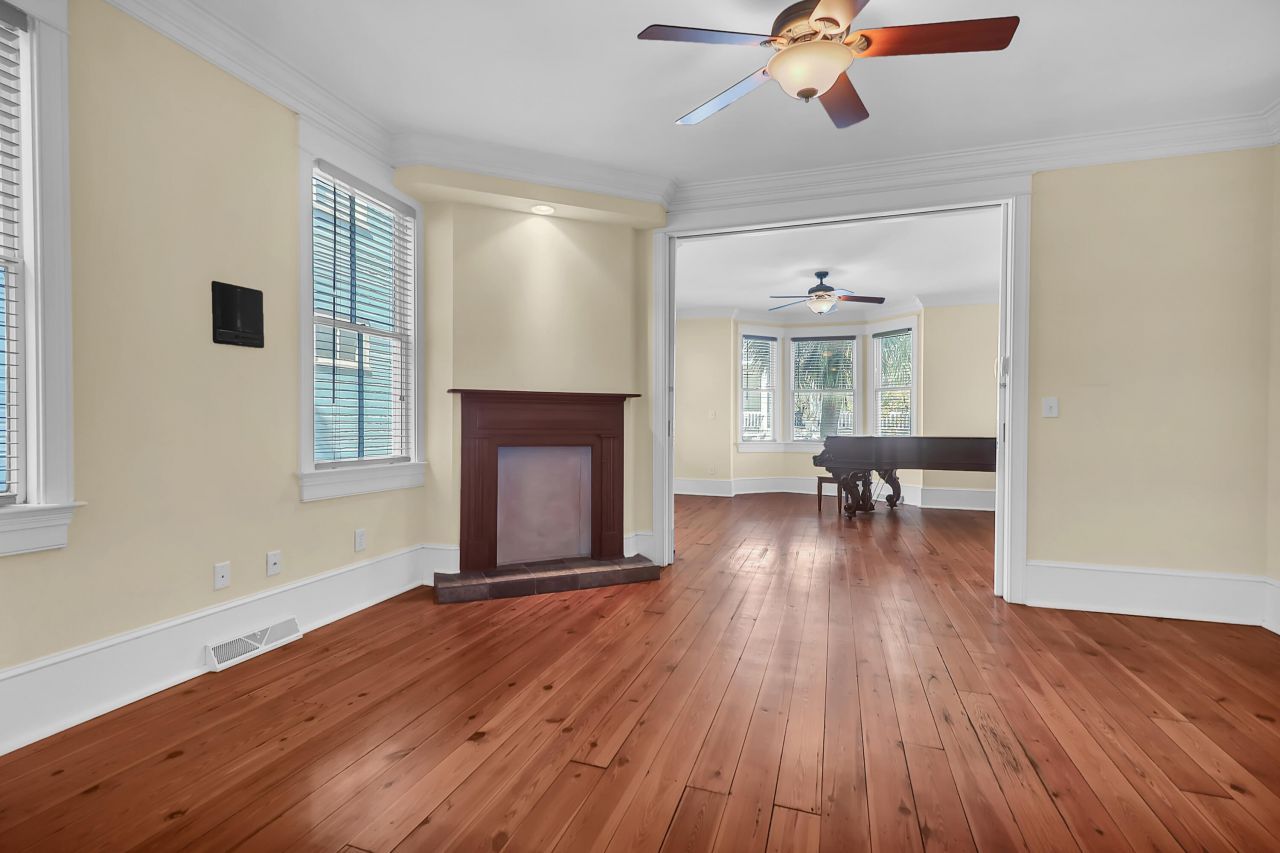 31 Society Street Photo 10