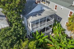 31 Society Street photo 4