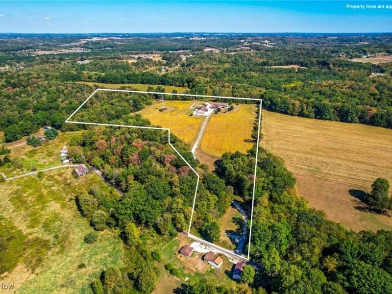 3044 Jasmine Road NW, Carrollton, OH 44615 Photo 2