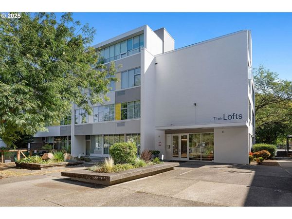 900 NE 81ST AVE, Unit 111, Portland, OR 97213