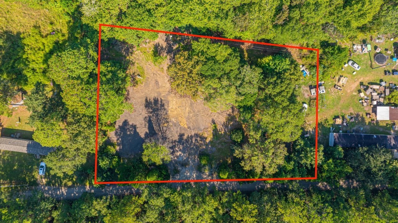 128 Sandridge Lane Photo 1