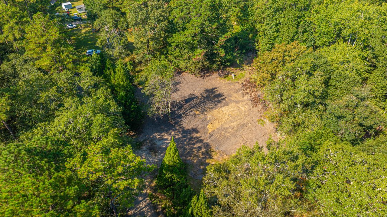 128 Sandridge Lane Photo 16