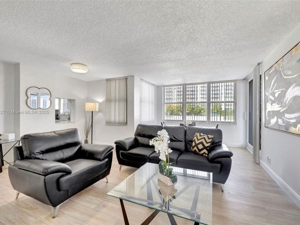 3015 N Ocean Blvd, Unit 6A, Fort Lauderdale, FL 33308