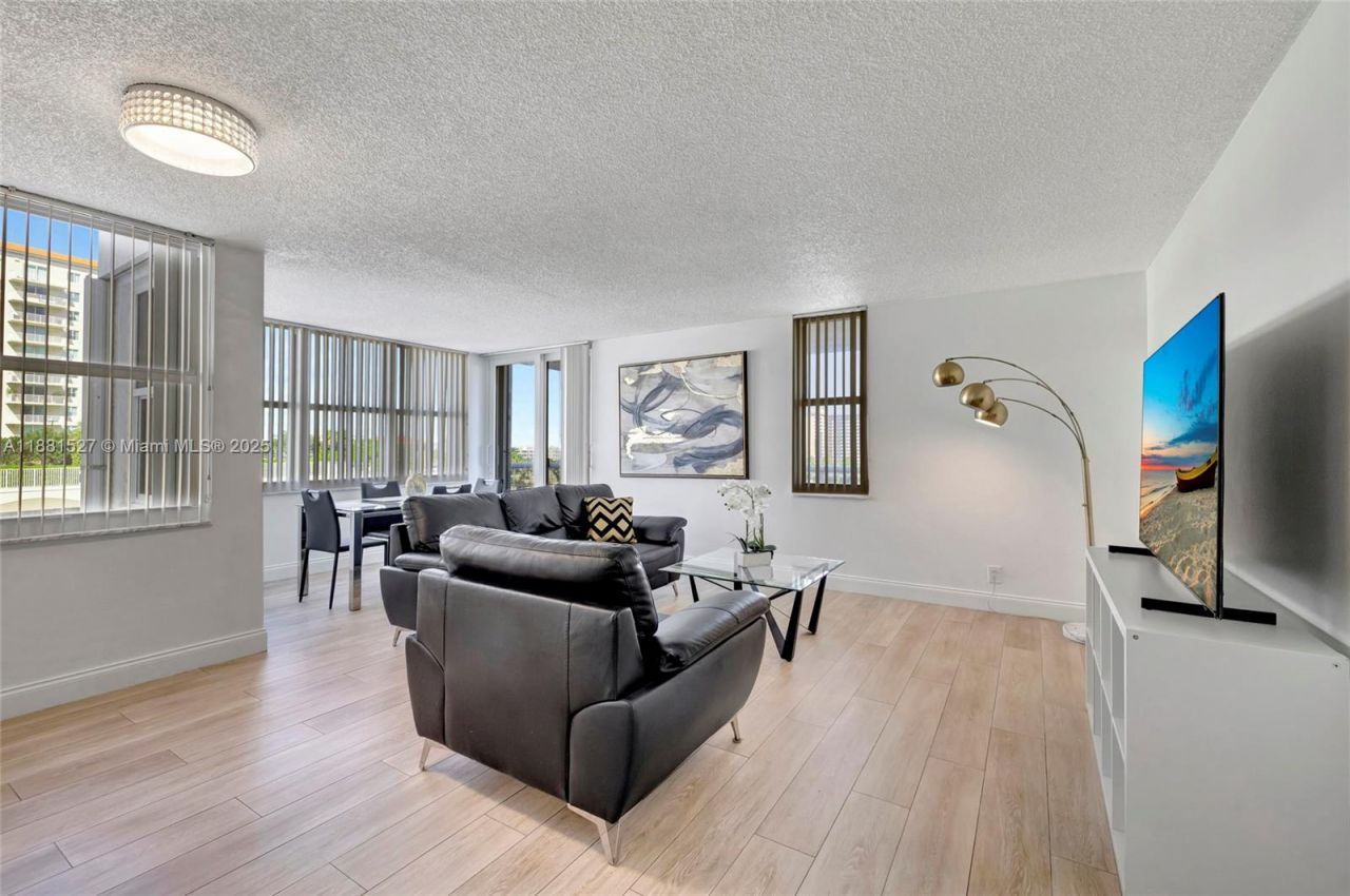 3015 N Ocean Blvd, Unit 6A, Fort Lauderdale, FL 33308 Photo