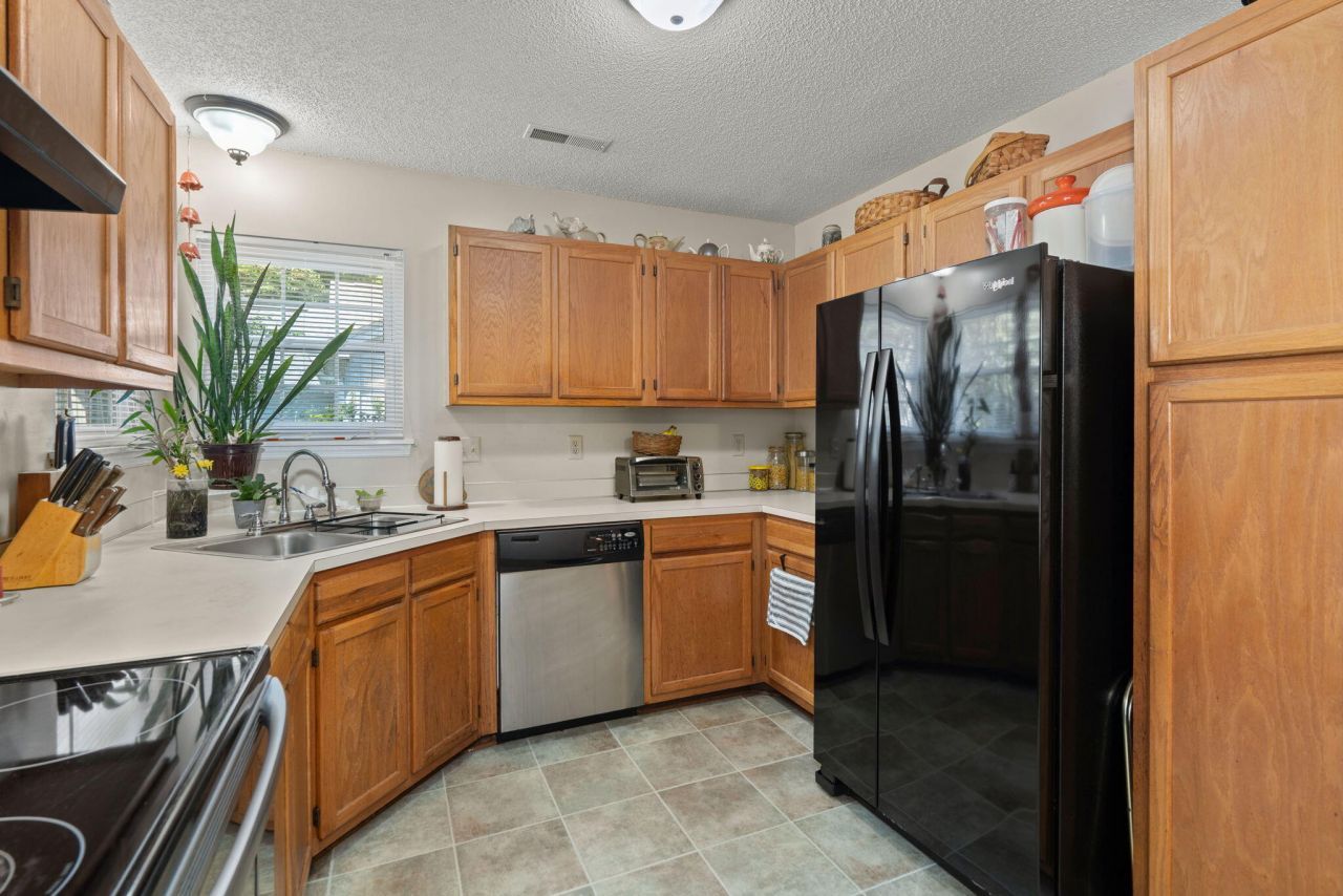 324 Parish Parc Drive Photo 14