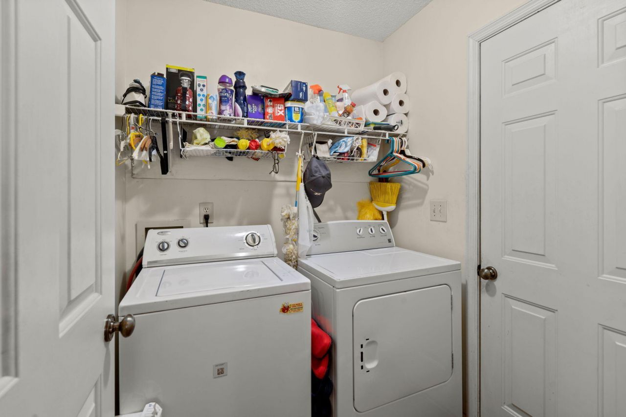 324 Parish Parc Drive Photo 16