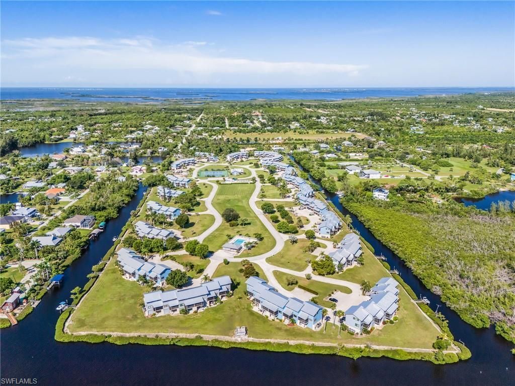 5371 Blue Crab Cir, Unit 4, Bokeelia, FL 33922 Photo