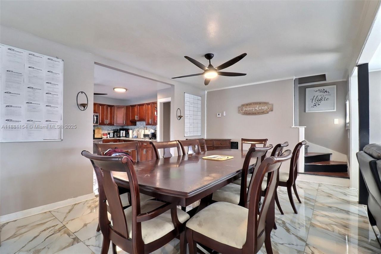 619 SW 10th St, Delray Beach, FL 33444 Photo