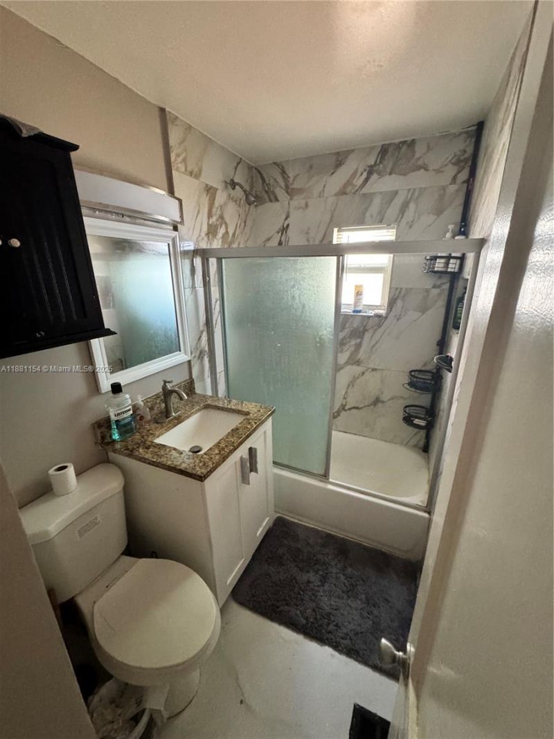 619 SW 10th St, Delray Beach, FL 33444 Photo