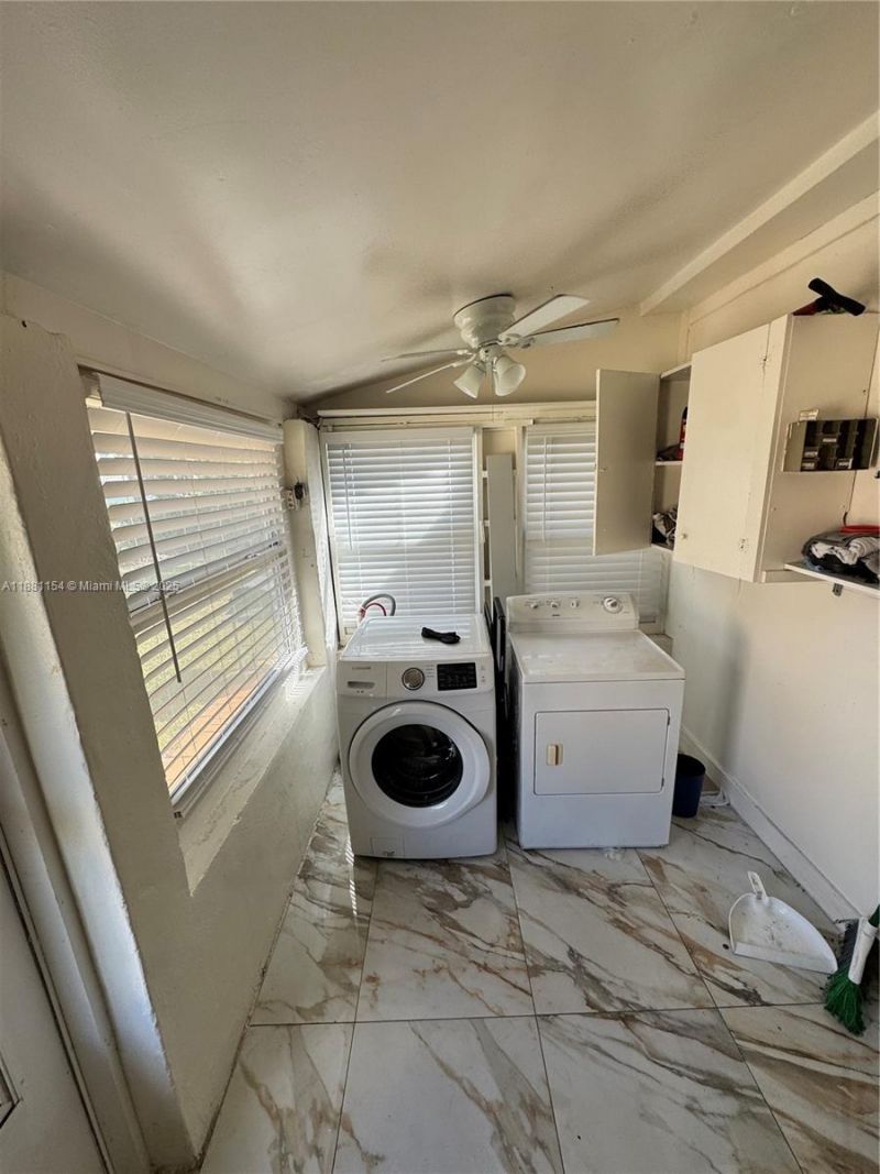 619 SW 10th St, Delray Beach, FL 33444 Photo