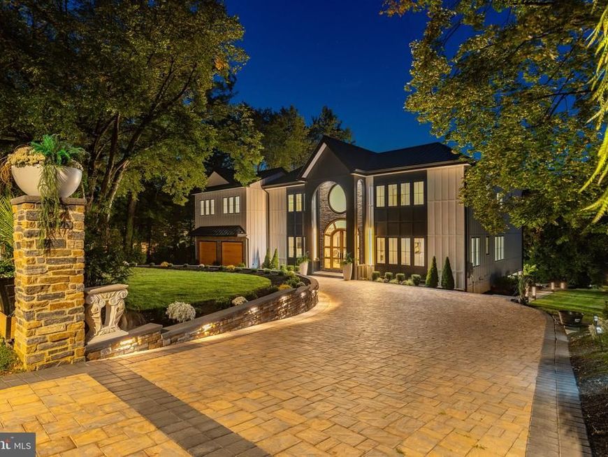 9402 Meadowbrook Avenue, Philadelphia, PA 19118 Main Photo