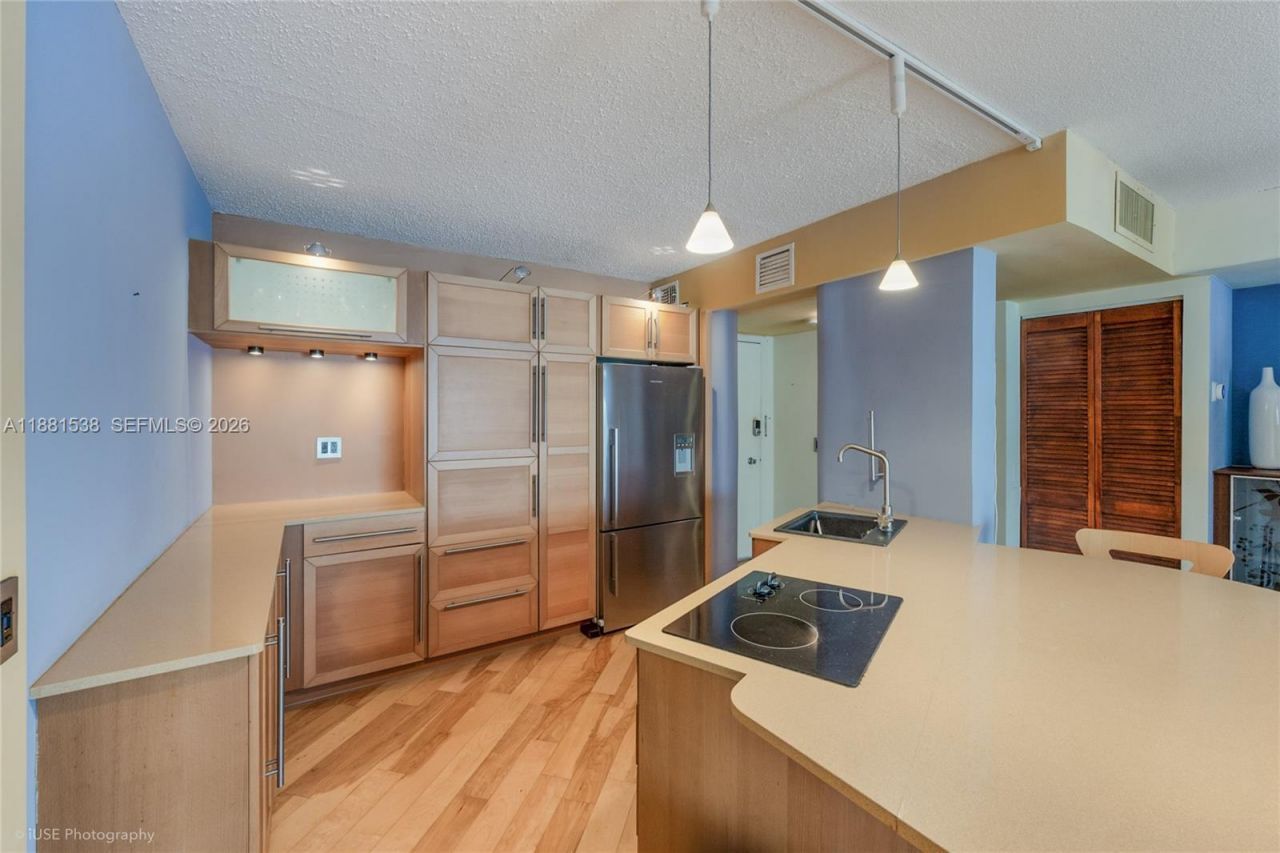 1901 S Ocean Dr, Unit 303, Hollywood, FL 33019 Photo