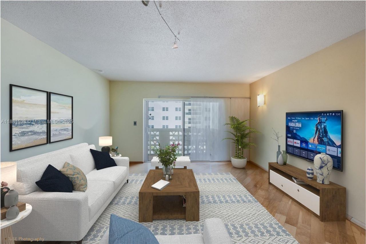 1901 S Ocean Dr, Unit 303, Hollywood, FL 33019 Photo