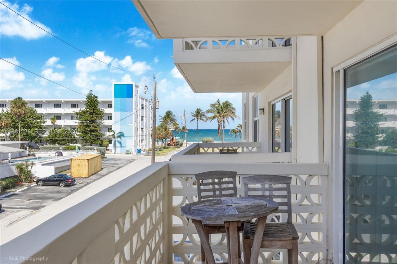 1901 S Ocean Dr, Unit 303, Hollywood, FL 33019 Photo