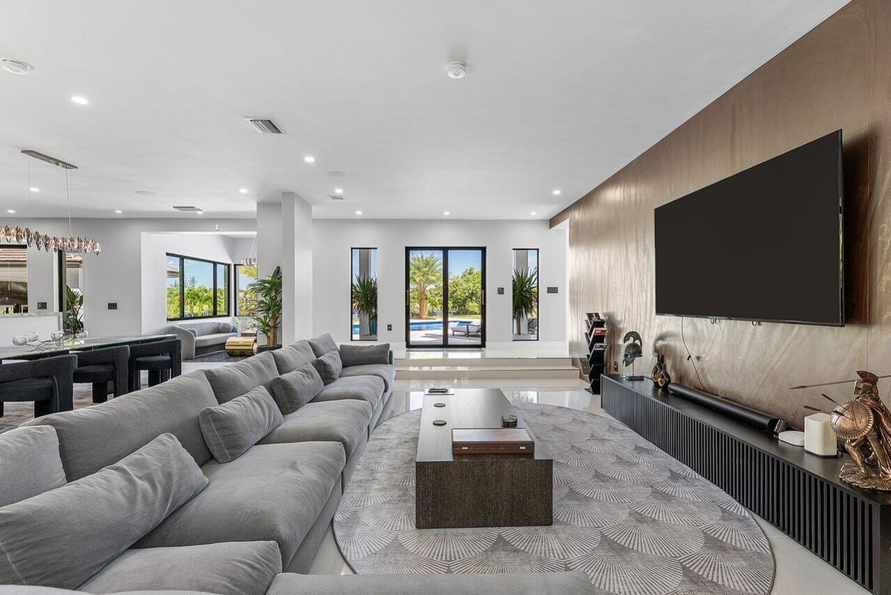 8387 Sawpine Road, Delray Beach, FL 33446 Photo