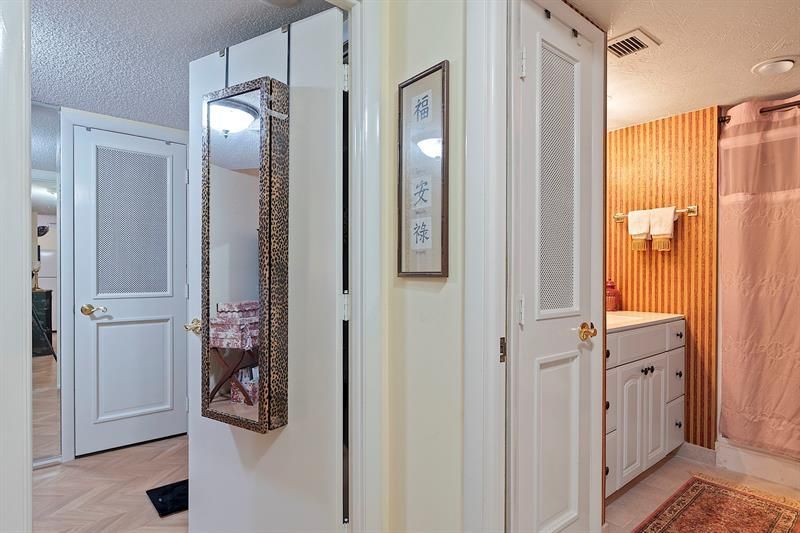 4020 Galt Ocean Drive, Unit 1004, Fort Lauderdale, FL 33308 Photo