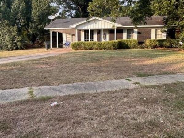 745 Kingridge Place, Shreveport, LA 71108