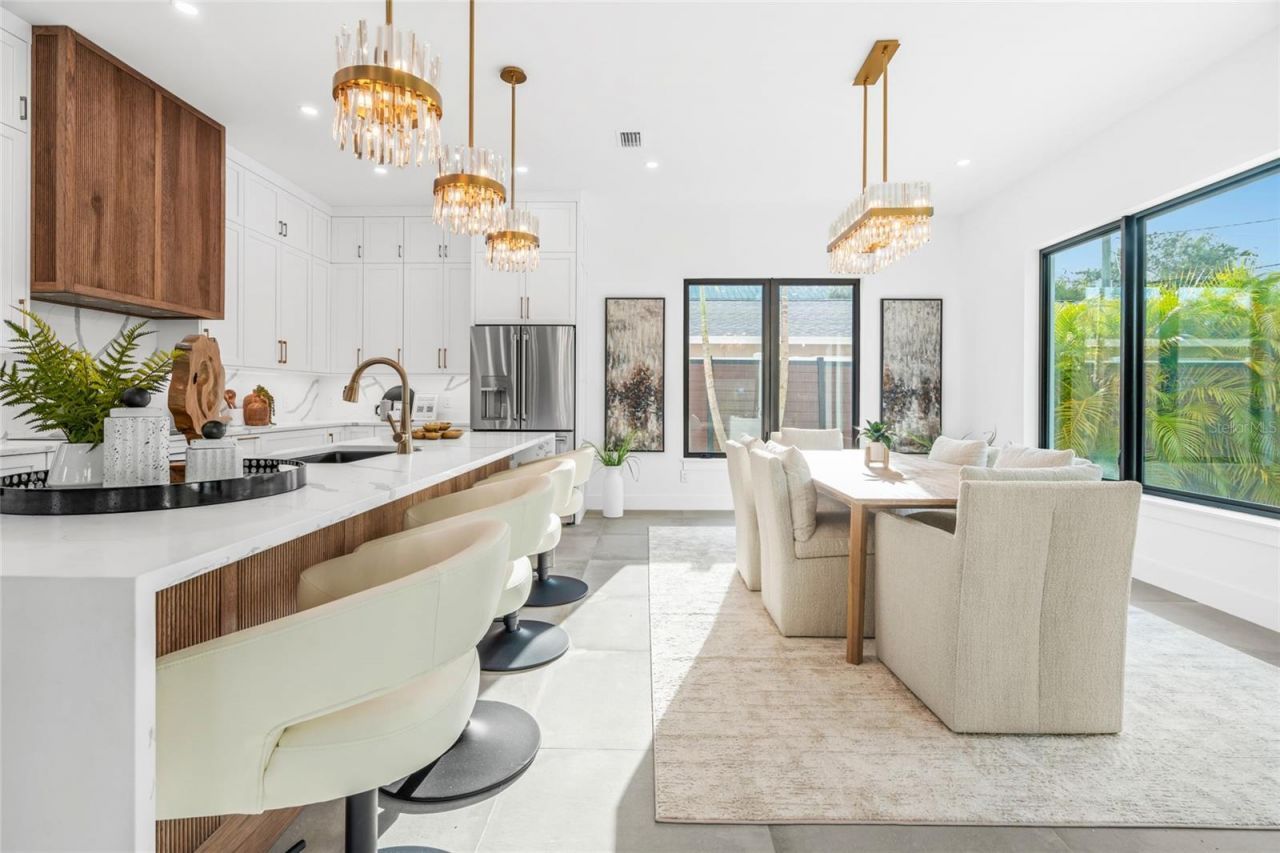 2111 Hawthorne Street, Sarasota, FL 34239 Photo