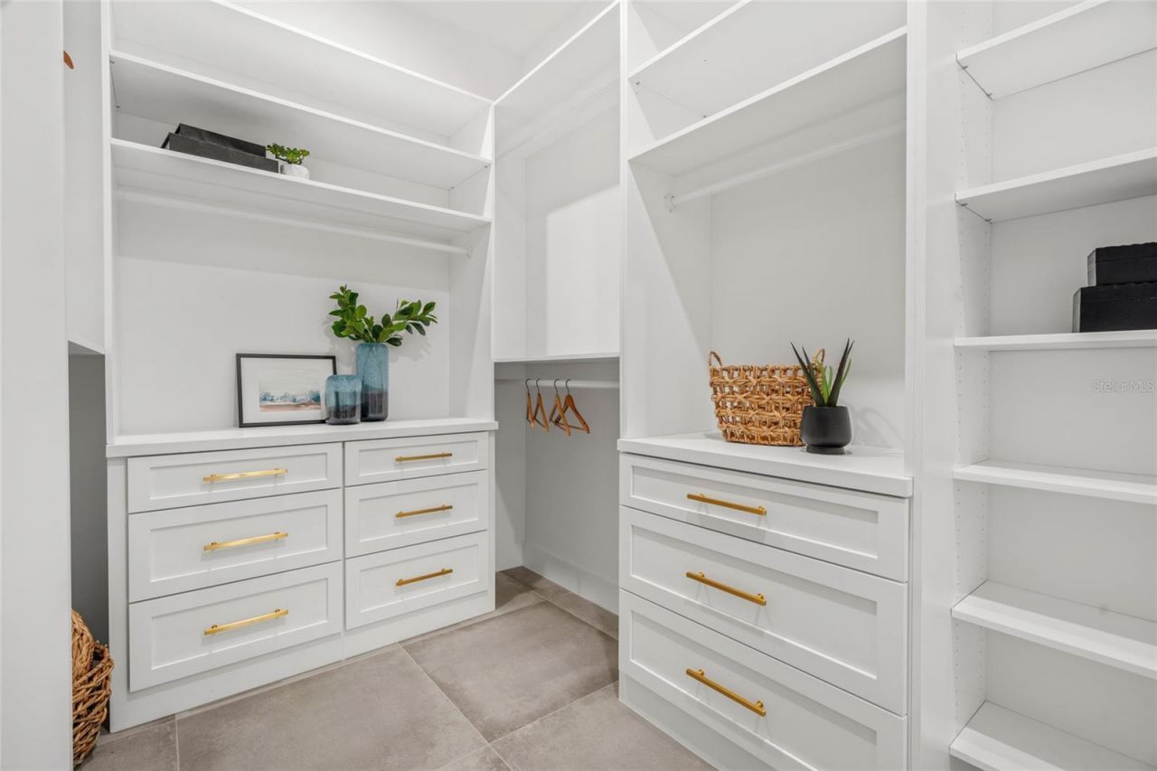 2111 Hawthorne Street, Sarasota, FL 34239 Photo