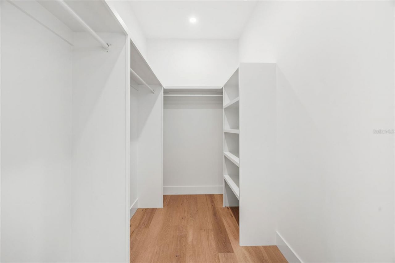 2111 Hawthorne Street, Sarasota, FL 34239 Photo