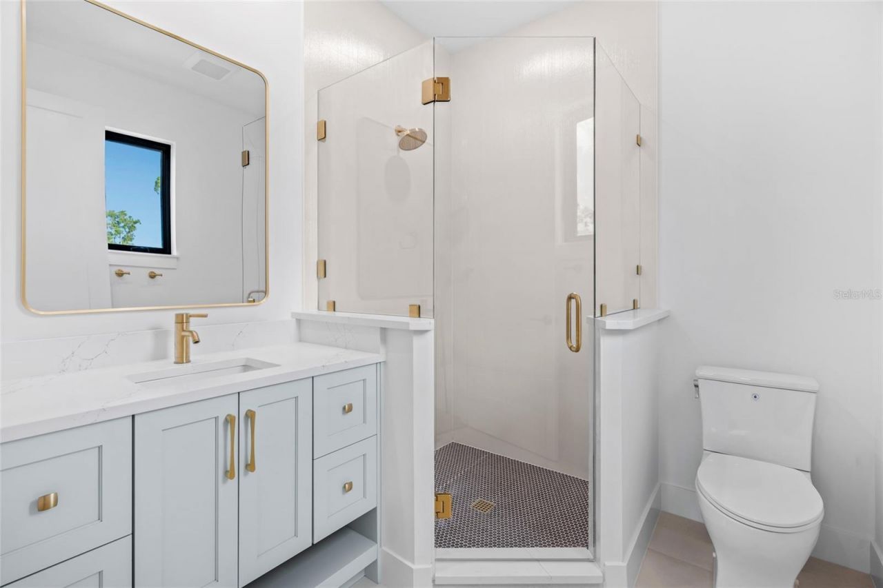 2111 Hawthorne Street, Sarasota, FL 34239 Photo