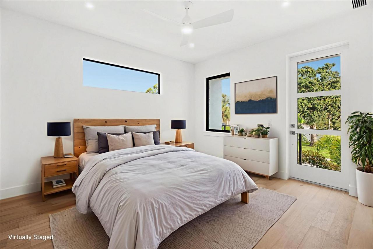 2111 Hawthorne Street, Sarasota, FL 34239 Photo