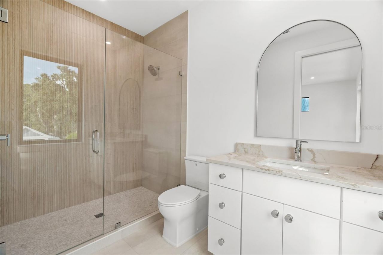 2111 Hawthorne Street, Sarasota, FL 34239 Photo