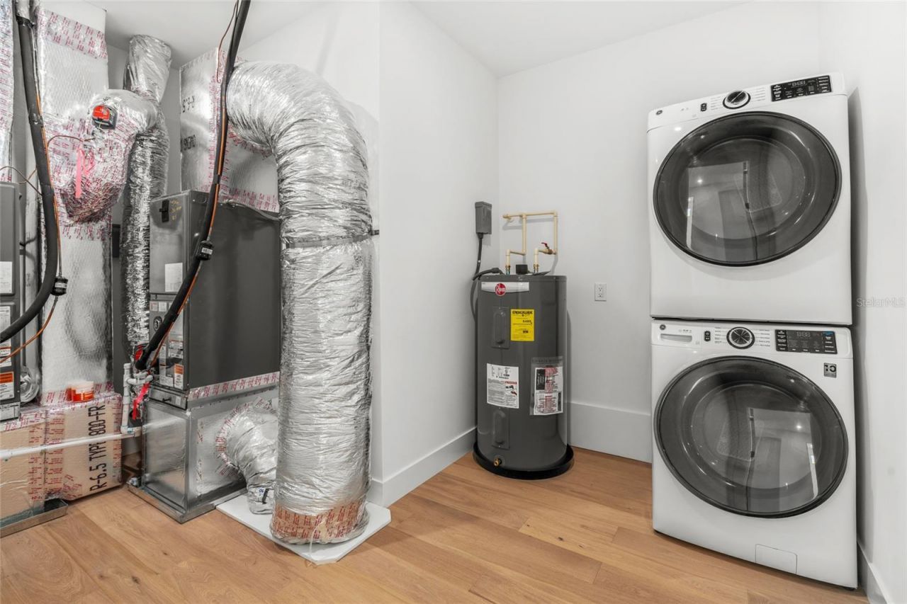 2111 Hawthorne Street, Sarasota, FL 34239 Photo