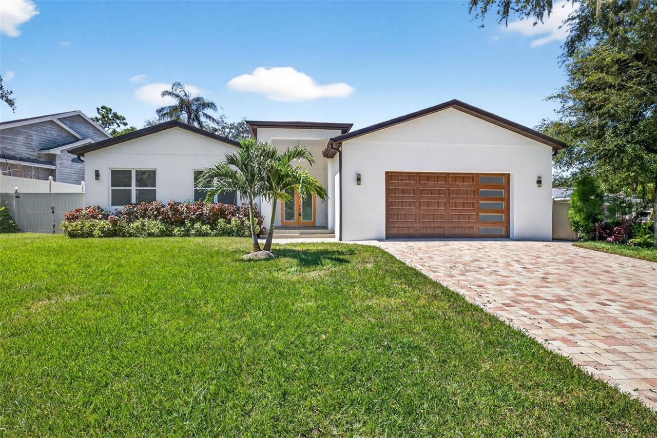 216 N Glen Arven Avenue, Temple Terrace, FL 33617 Photo