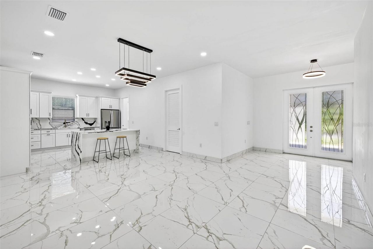 216 N Glen Arven Avenue, Temple Terrace, FL 33617 Photo