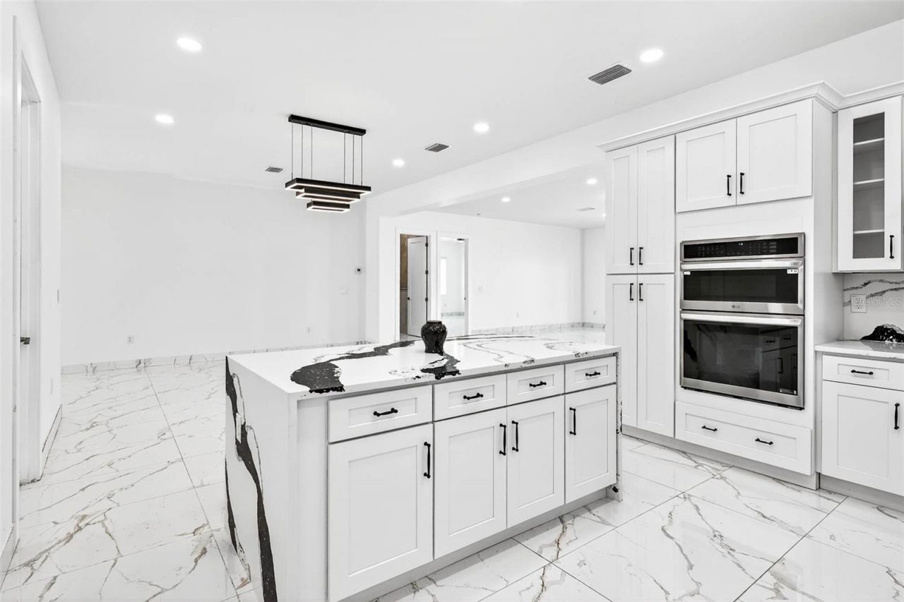 216 N Glen Arven Avenue, Temple Terrace, FL 33617 Photo