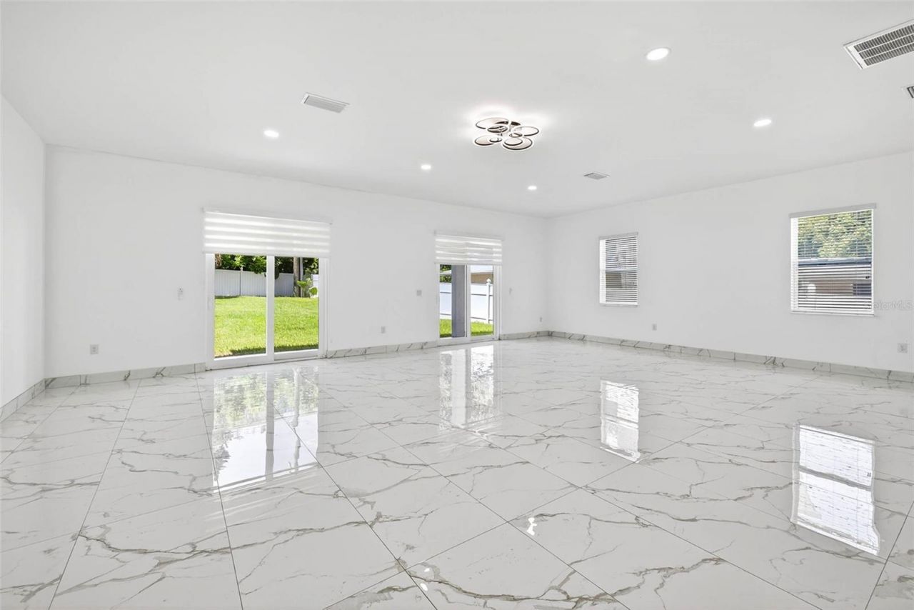 216 N Glen Arven Avenue, Temple Terrace, FL 33617 Photo
