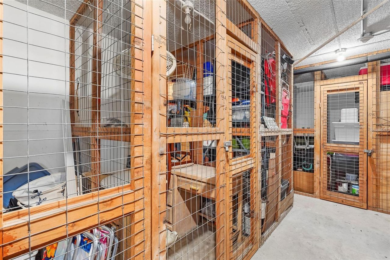 1540 Glen Oaks Drive E, Unit B134, Sarasota, FL 34232 Photo