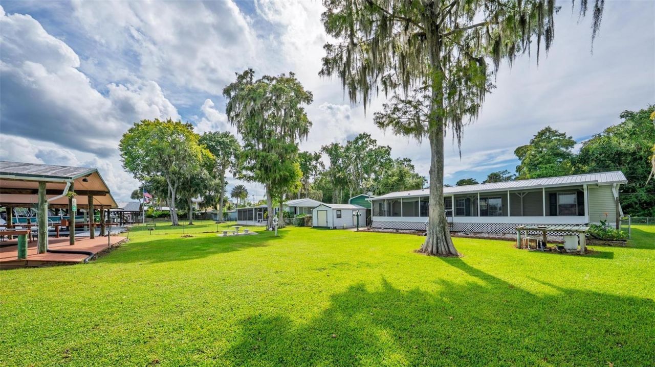 56310 Redbud Road, Astor, FL 32102 Photo