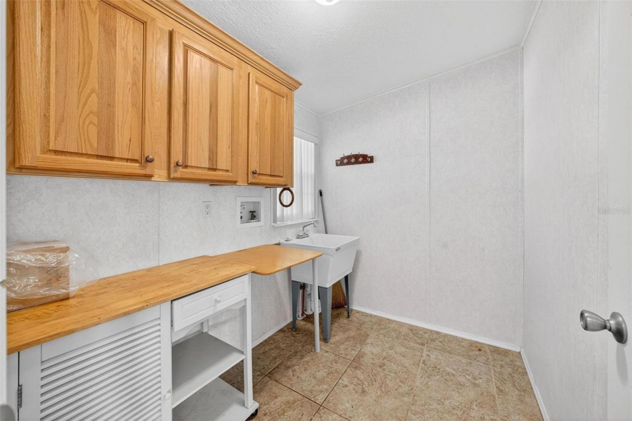 56310 Redbud Road, Astor, FL 32102 Photo