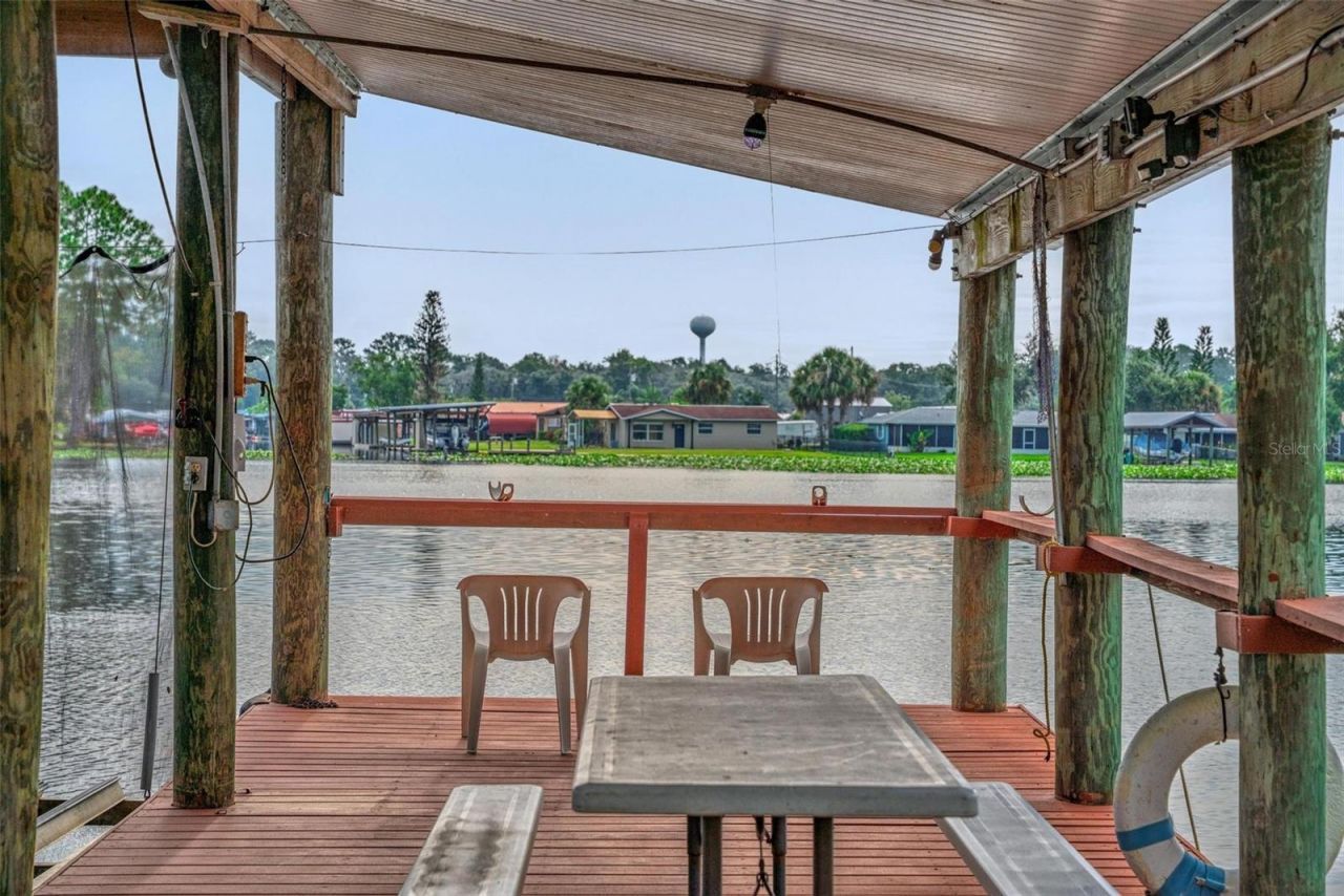 56310 Redbud Road, Astor, FL 32102 Photo