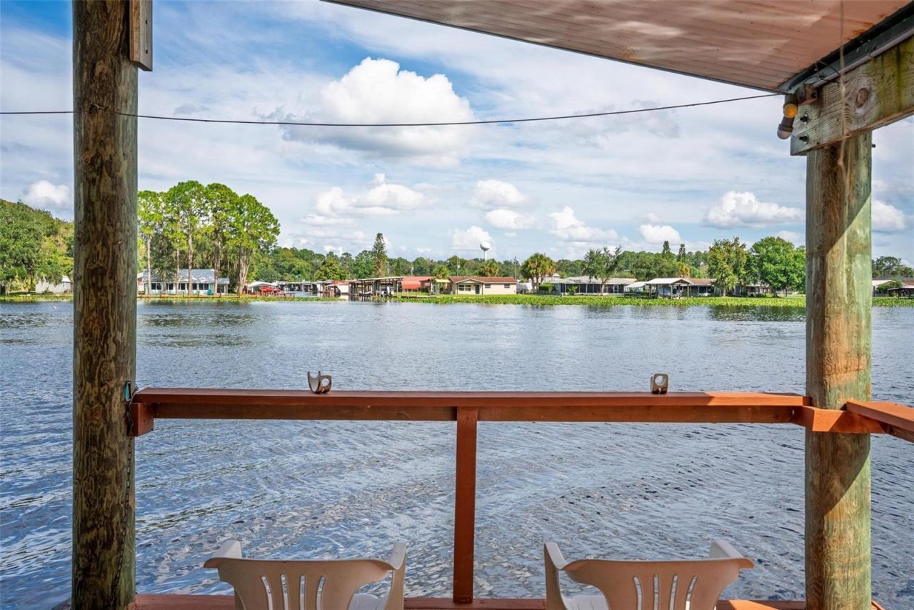 56310 Redbud Road, Astor, FL 32102 Photo