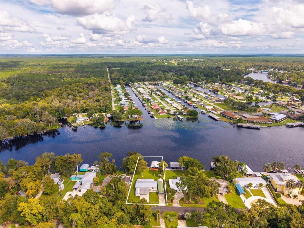 56310 Redbud Road, Astor, FL 32102 Photo