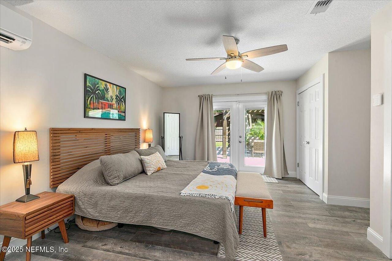 1819 Twelve Oaks Lane W, Neptune Beach, FL 32266 Photo