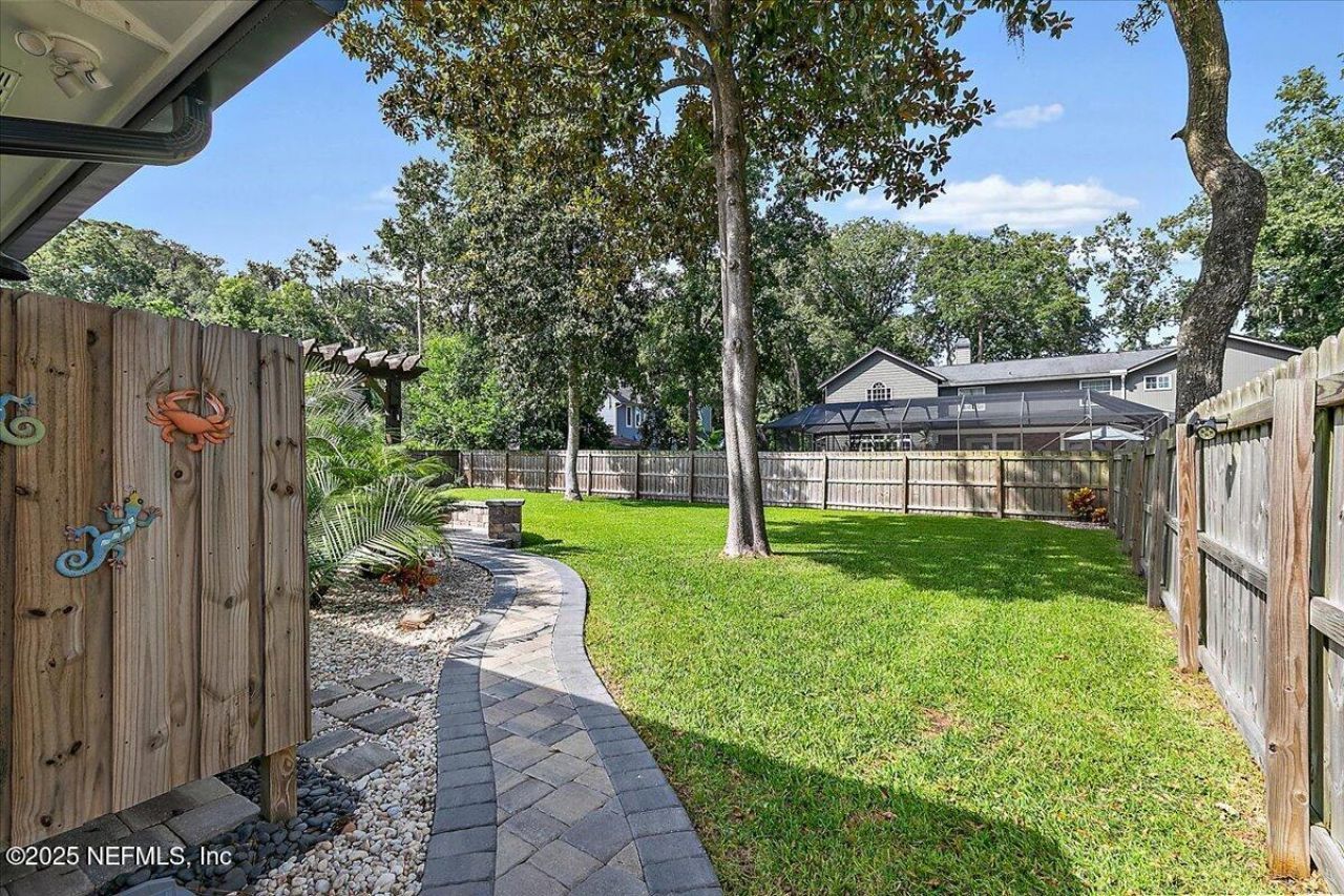 1819 Twelve Oaks Lane W, Neptune Beach, FL 32266 Photo