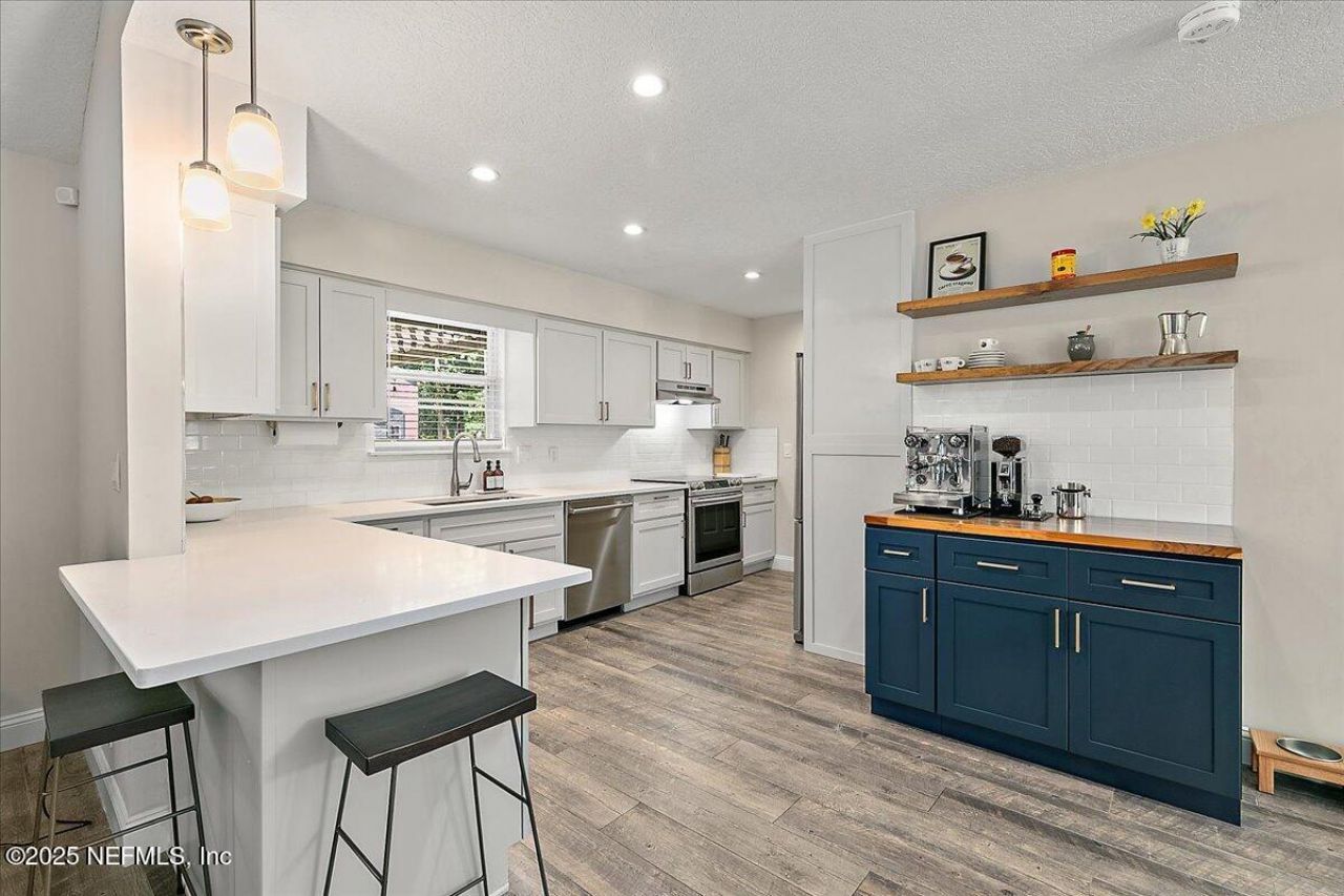 1819 Twelve Oaks Lane W, Neptune Beach, FL 32266 Photo