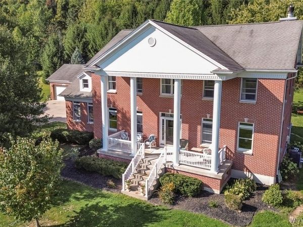 6405 Hillcroft Drive, Boston, NY 14025